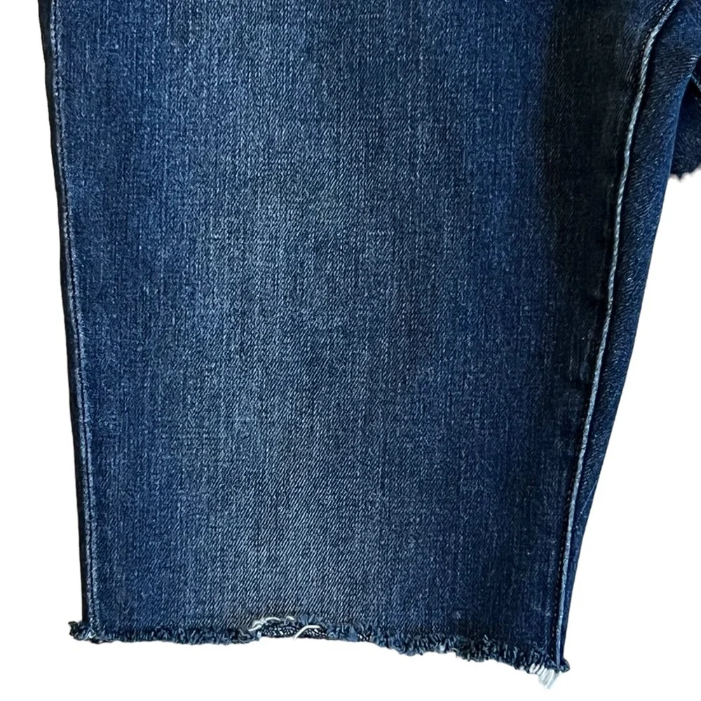 Frame Women’s Sz 27 High Rise Shorts Bermuda Jorts Medium Wash Denim Frayed Hem